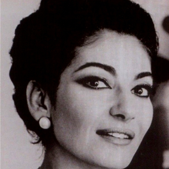 Meet your Posher, Yvonne - Picture 1 of 1